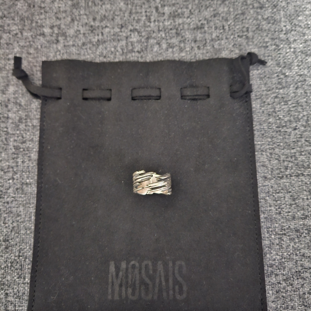 Textured Silver Ring - Picture 5 of 6